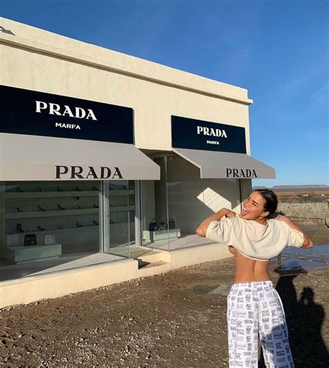 prada marfa gossip costo|prada marfa instagram captions.